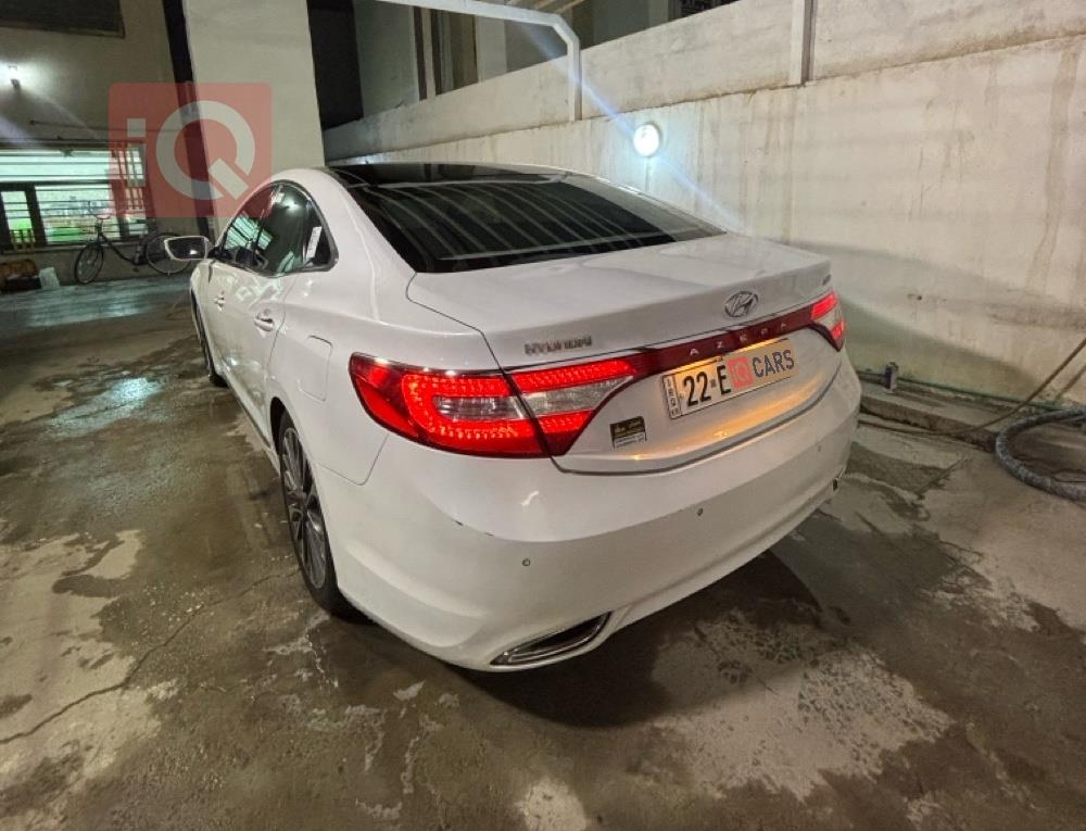 هيونداي أزيرا